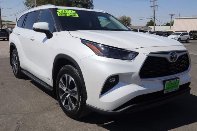 2025 Toyota Highlander Hybrid XLE