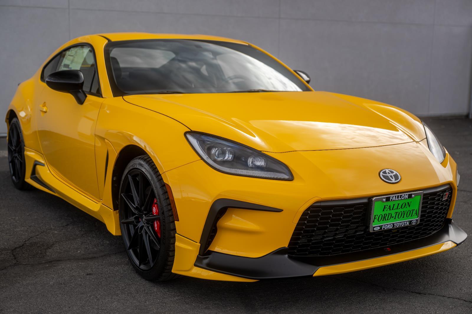 2026 Toyota GR86 Yuzu Edition - Photo 7