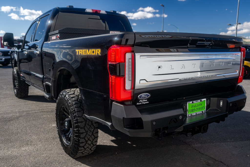 Used 2023 Ford Super Duty F-350 SRW Platinum 4WD Crew Cab 6.75 Box