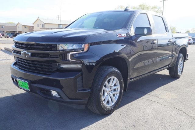 Used 2021 Chevrolet Silverado 1500 RST with VIN 3GCUYEEL6MG304512 for sale in Fallon, NV