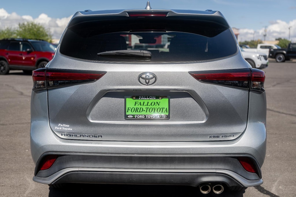 Used 2021 Toyota Highlander XSE SUV