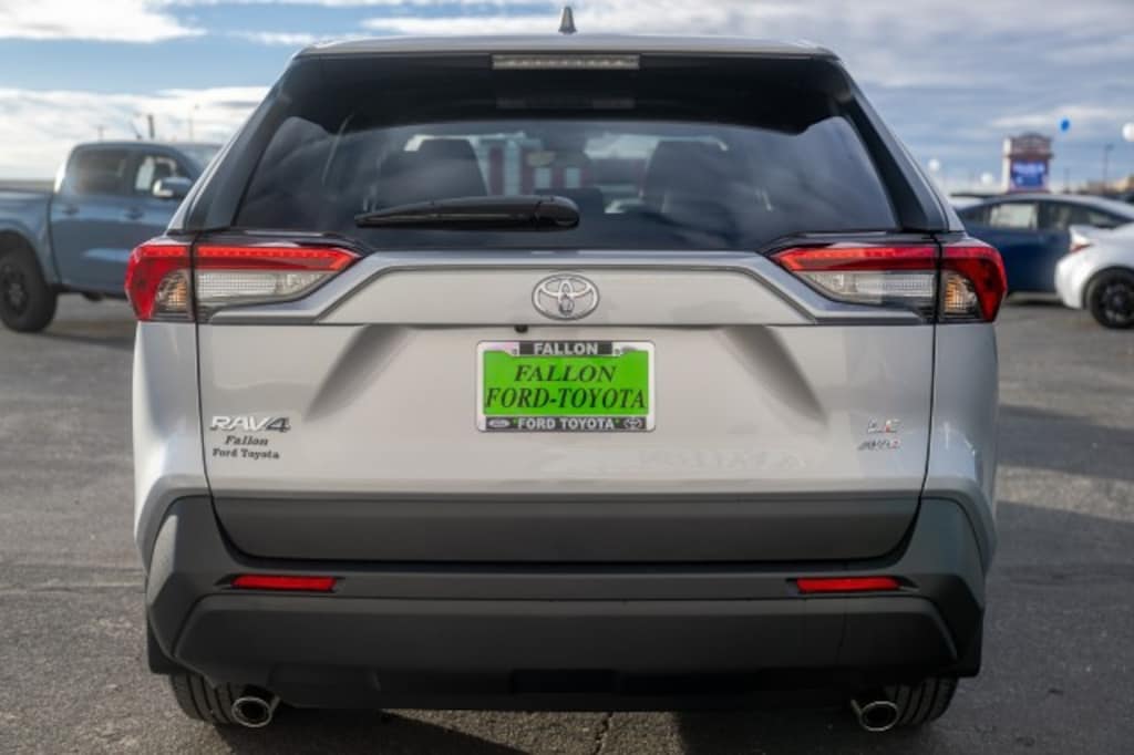 New 2025 Toyota RAV4 LE SUV