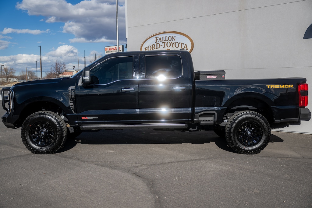 Used 2023 Ford Super Duty F-350 SRW Platinum 4WD Crew Cab 6.75 Box