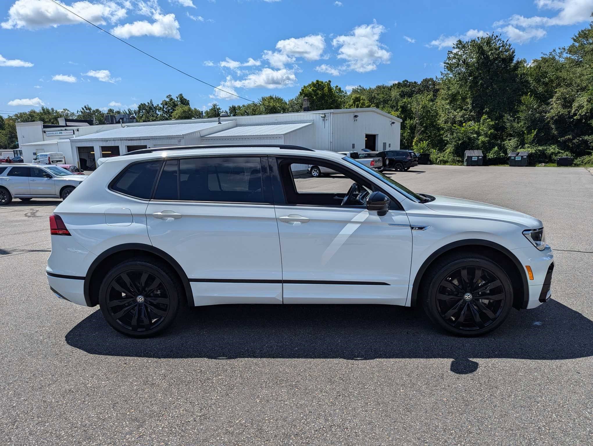 Used 2021 Volkswagen Tiguan SE R-LINE BLACK with VIN 3VV2B7AX0MM151481 for sale in Norwich, CT