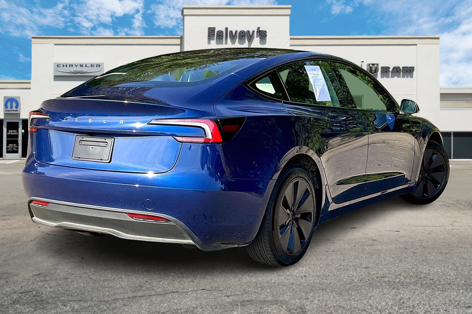 2025 Tesla Model 3 Long Range photo 2