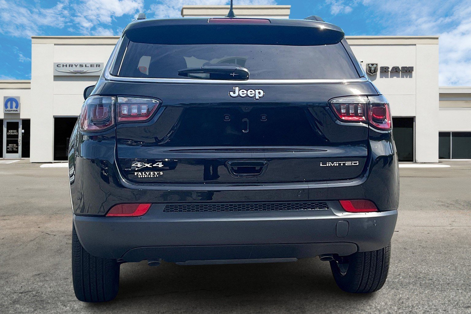 2025 Jeep Compass Limited photo 4