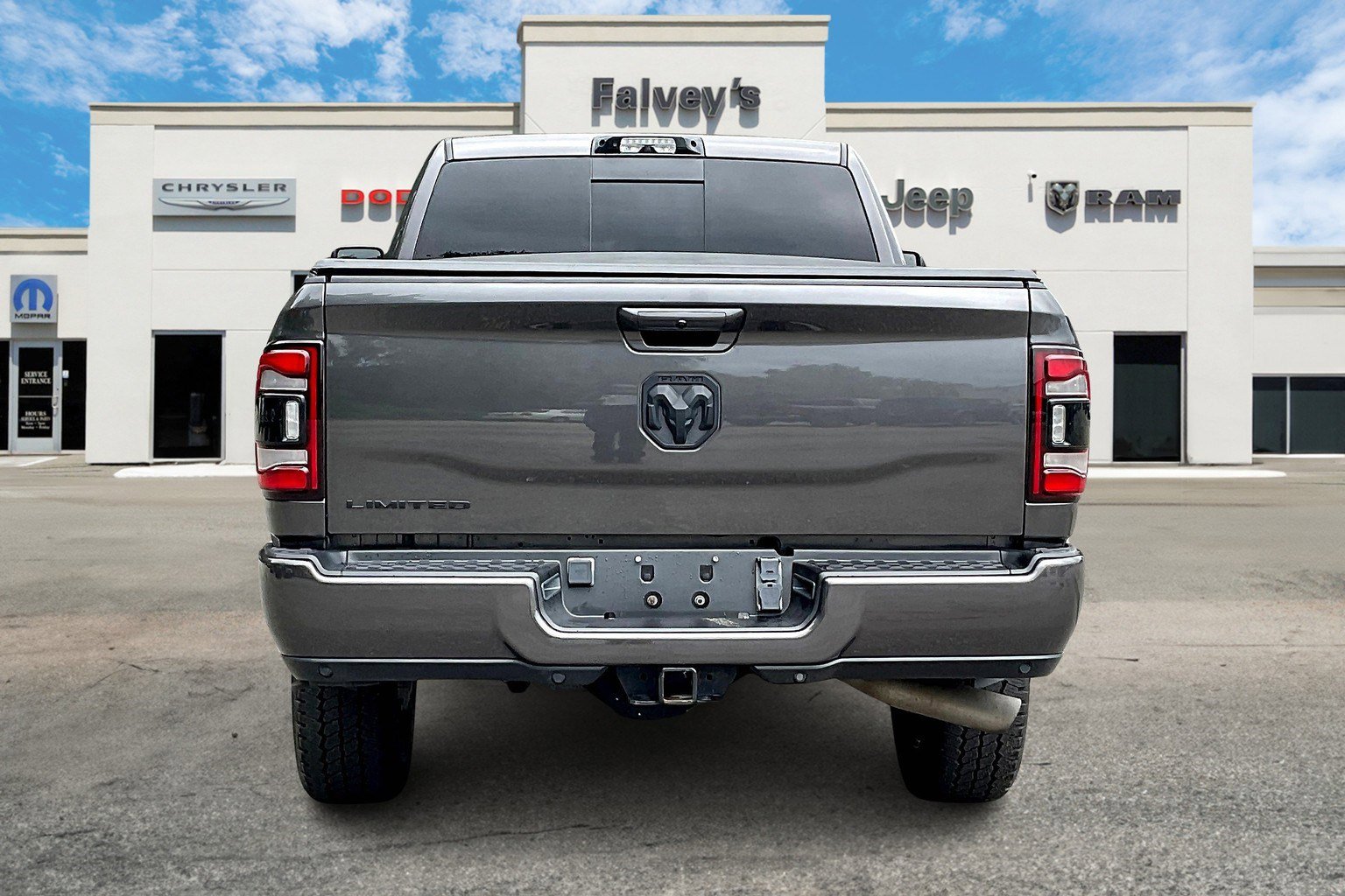 2023 Ram 3500 Limited photo 4