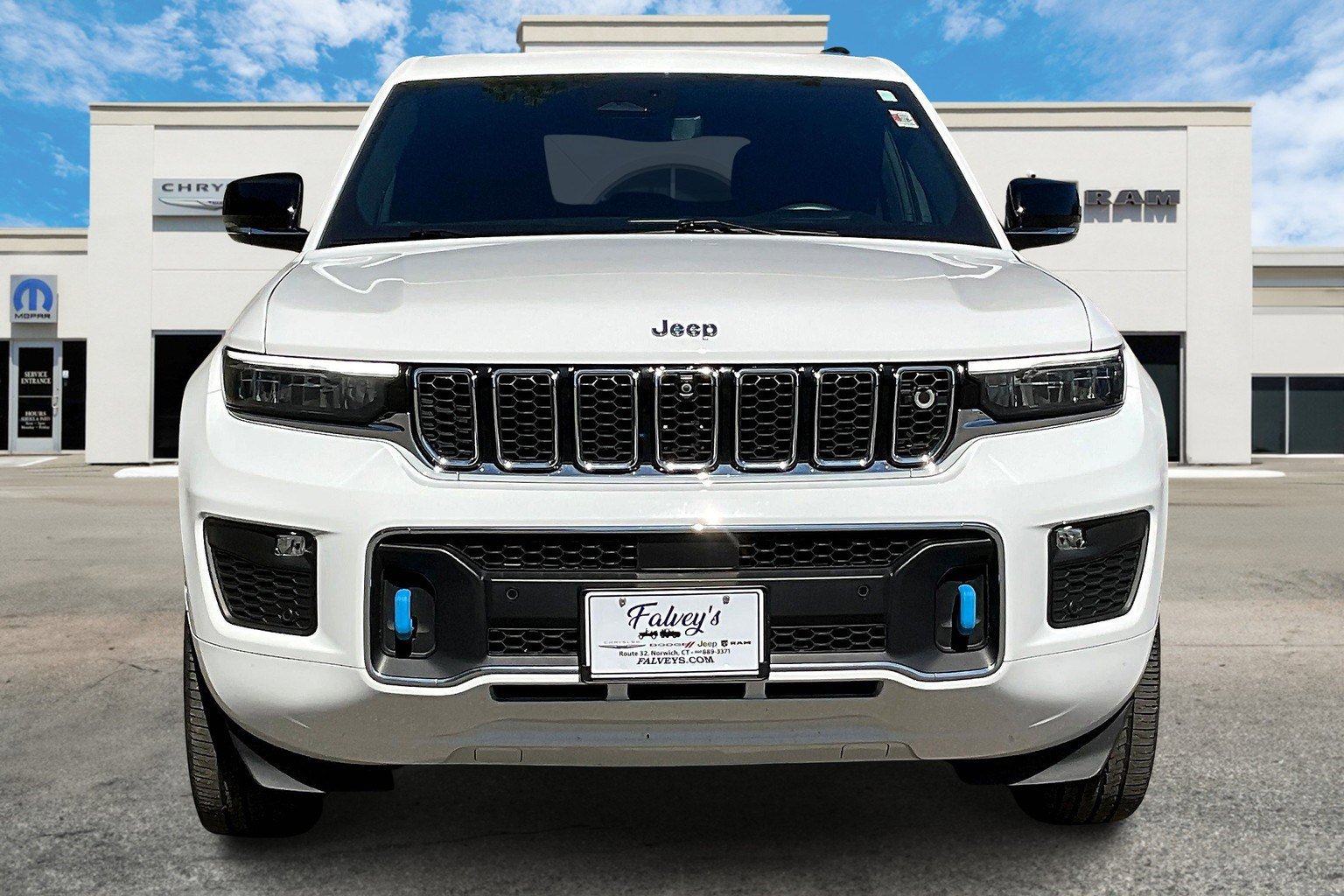 2023 Jeep Cherokee Overland 4xe photo 3