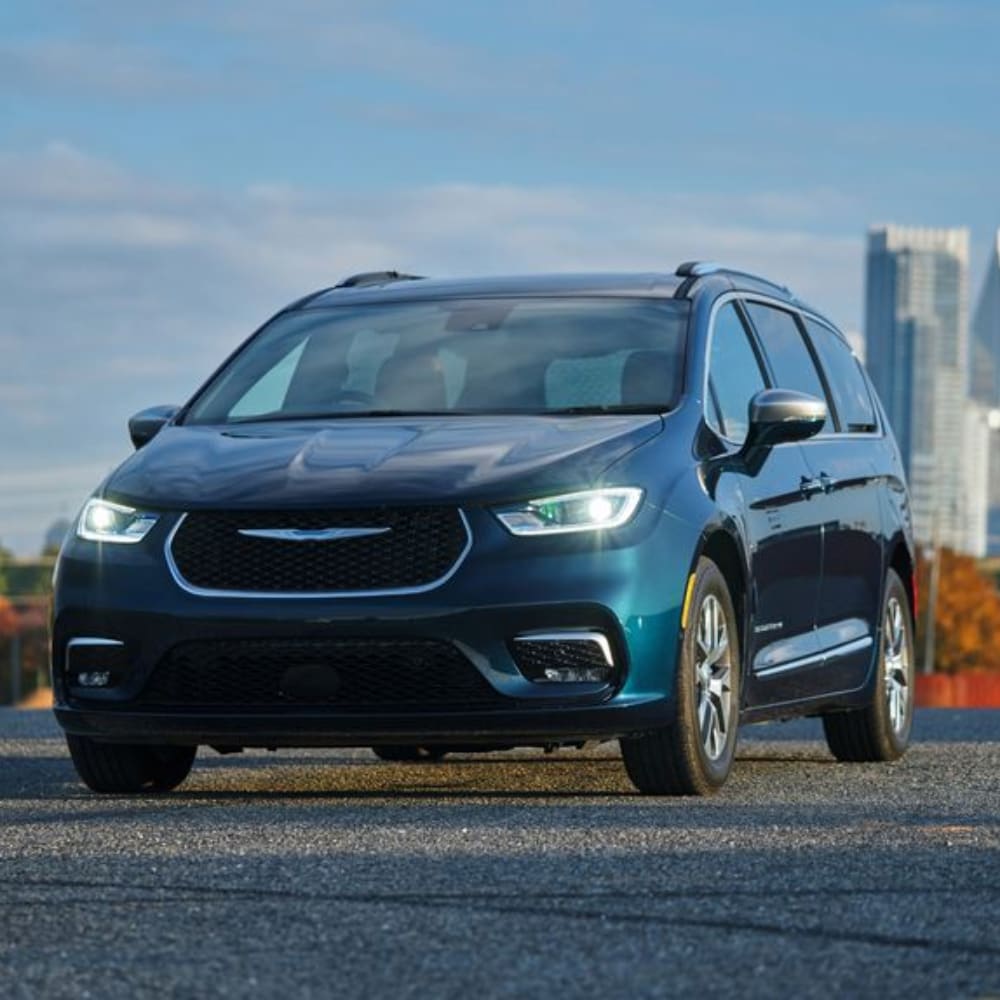 Chrysler Pacific Limited_ Redefining Opulence in the Full-Size SUV Category.png