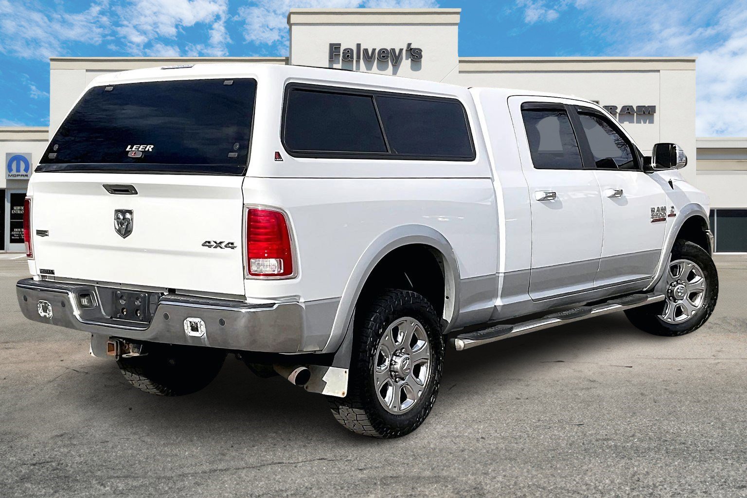 2015 Ram 2500 Laramie photo 2