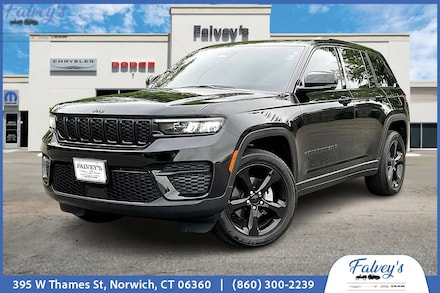2024 Jeep Grand Cherokee Laredo SUV