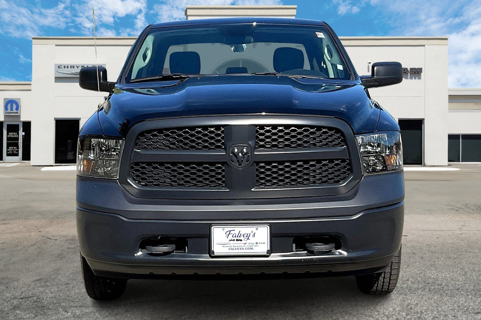 2023 Ram 1500 Classic Tradesman photo 3