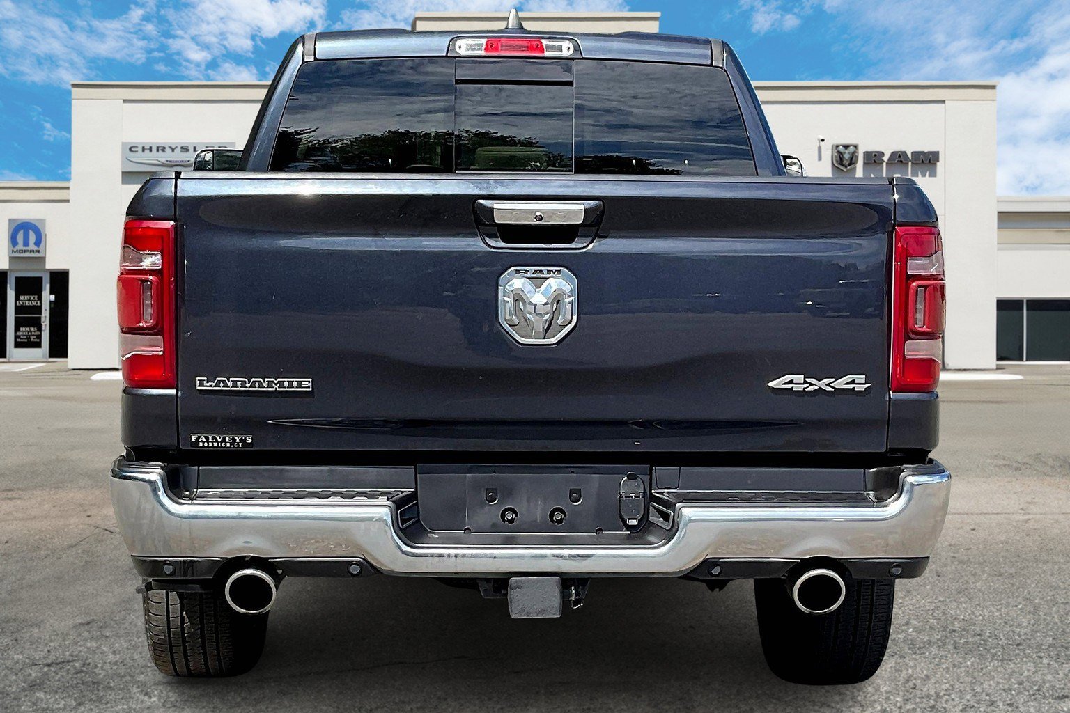 2021 Ram 1500 Laramie photo 4