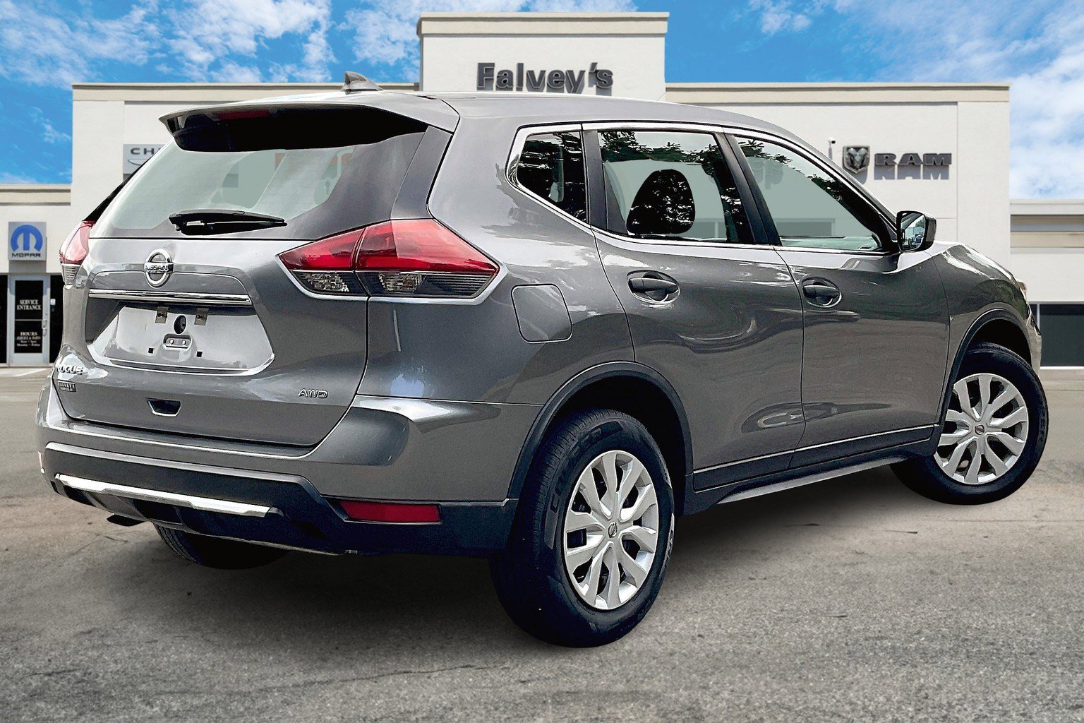 Used 2019 Nissan Rogue S with VIN KNMAT2MV5KP502025 for sale in Norwich, CT