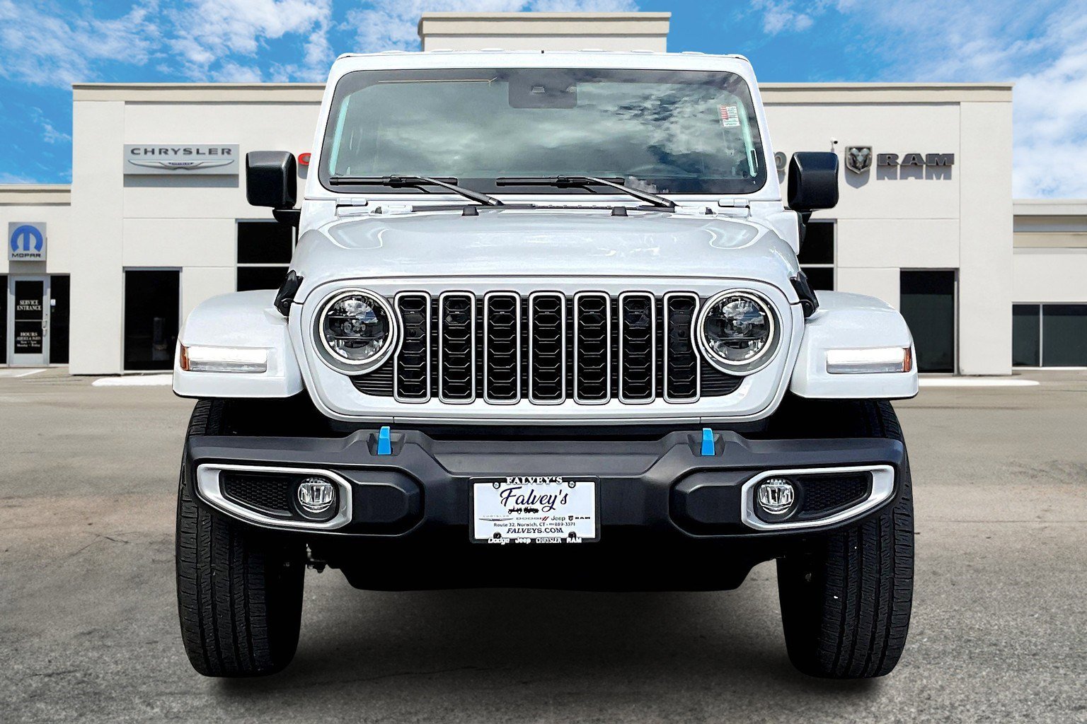 2024 Jeep Wrangler 4xe Sahara photo 3