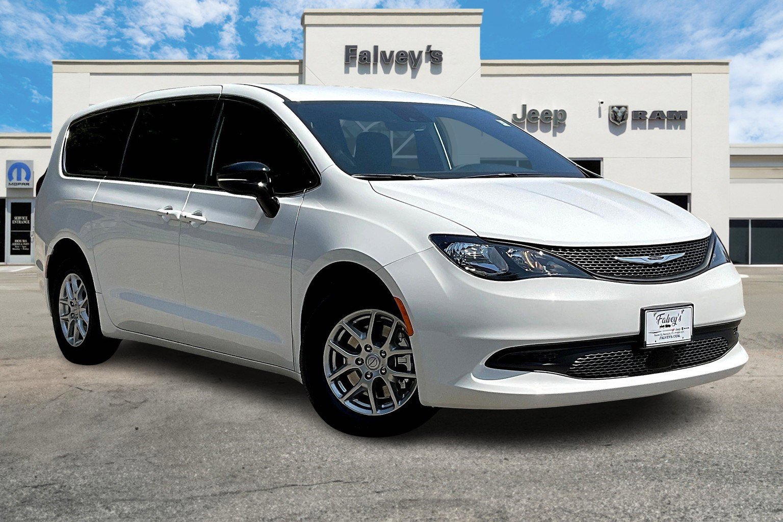 2026 Chrysler Voyager LX photo 2