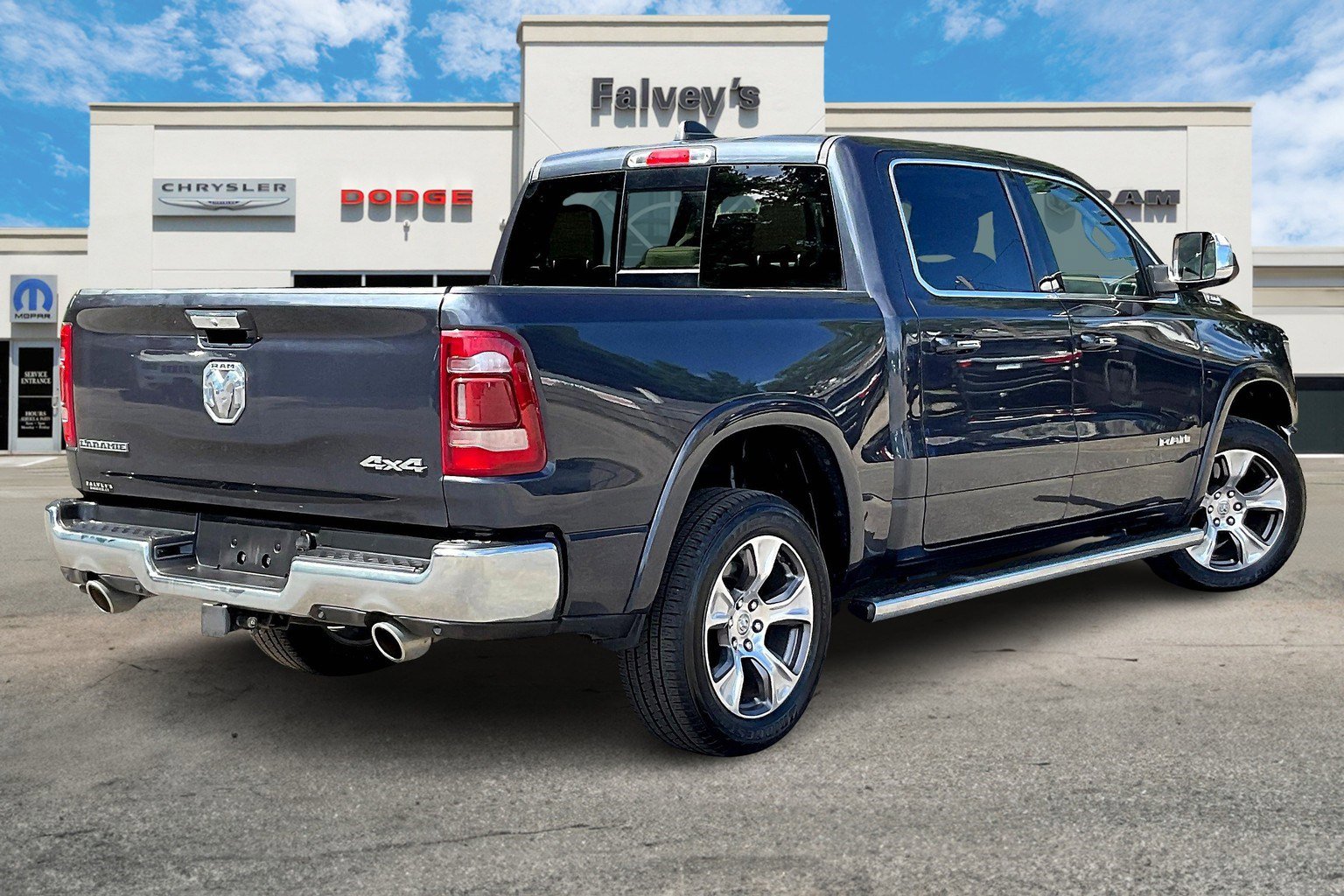 2021 Ram 1500 Laramie photo 2