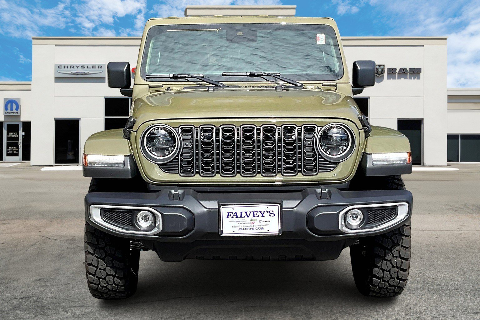 2025 Jeep Gladiator Sport photo 3