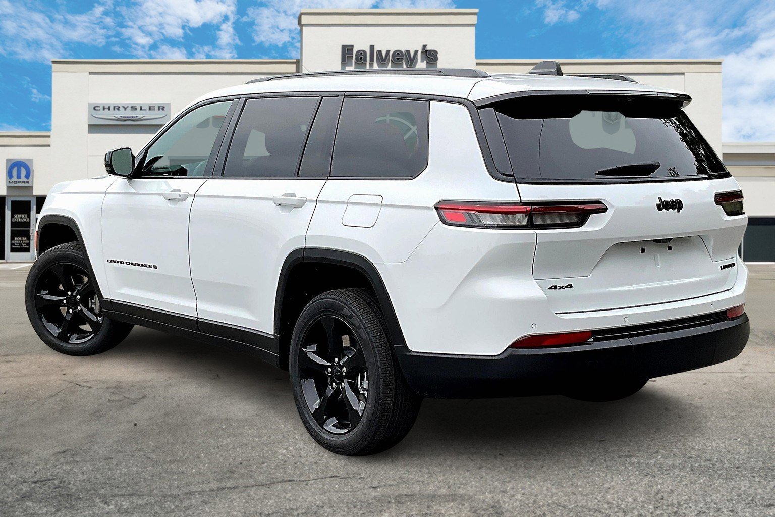 2025 Jeep Grand Cherokee Limited photo 3