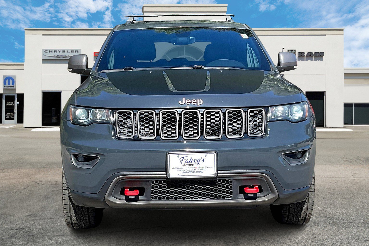 2017 Jeep Grand Cherokee Trailhawk photo 3