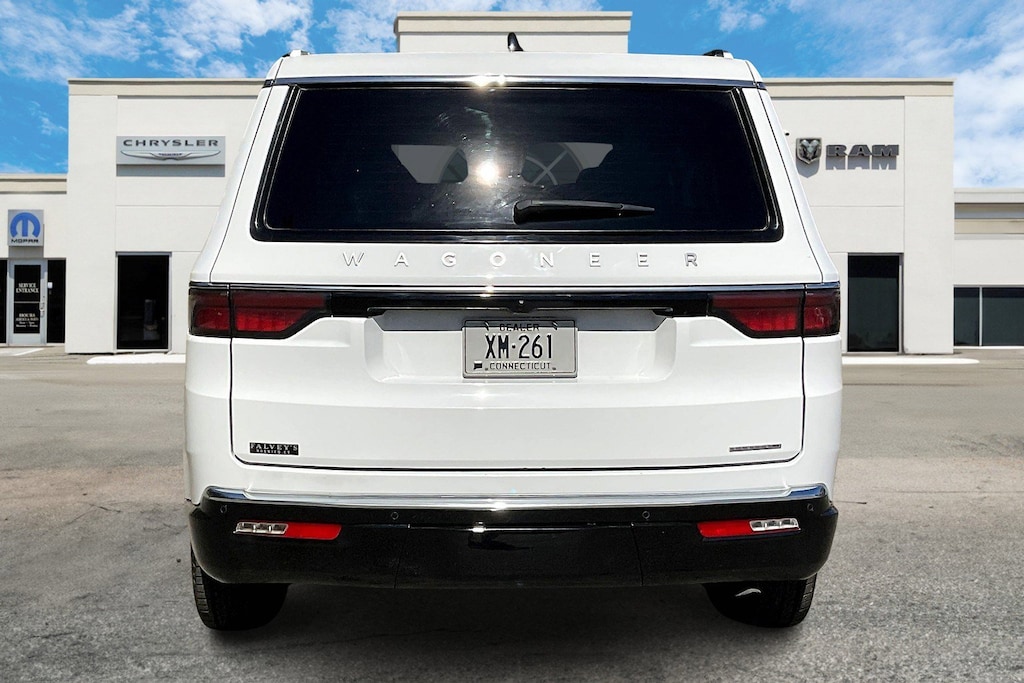 Used 2024 Jeep Wagoneer Series II SUV
