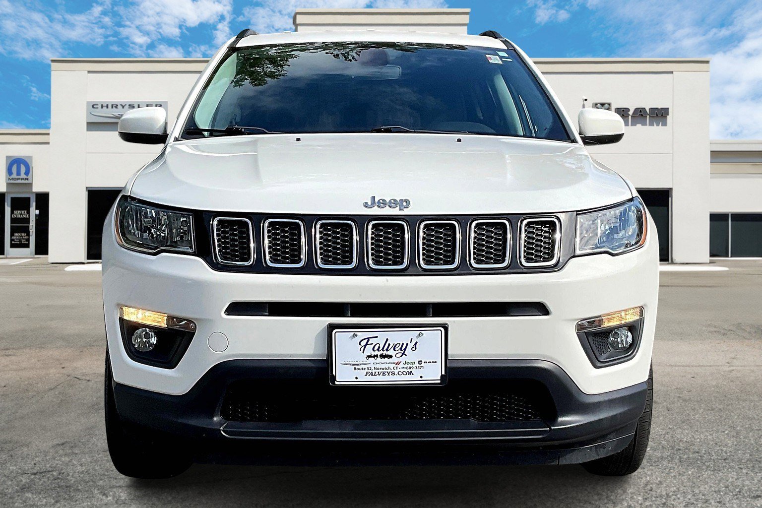 2019 Jeep Compass Latitude photo 3