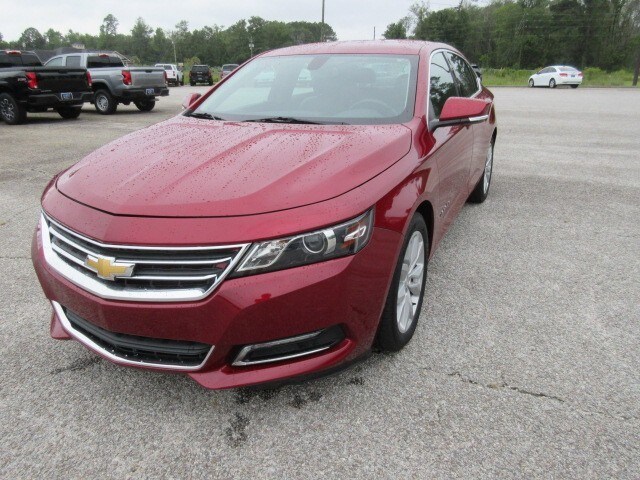 2019 Chevrolet Impala 1LT photo 2