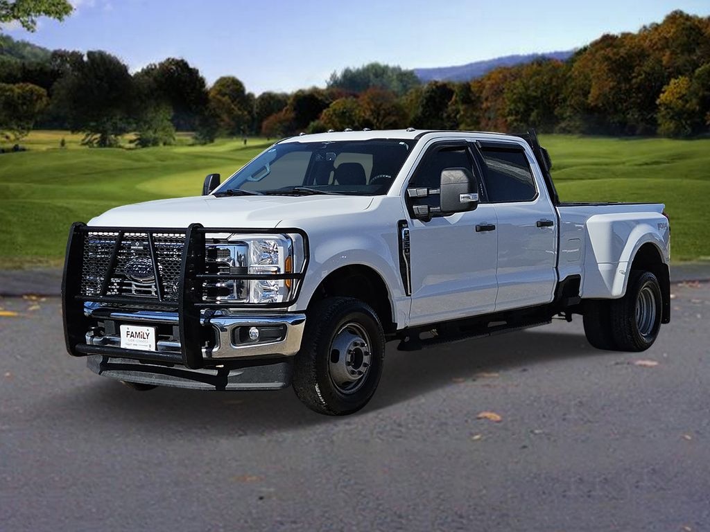 Used 2023 Ford F-350 XLT Crew Cab