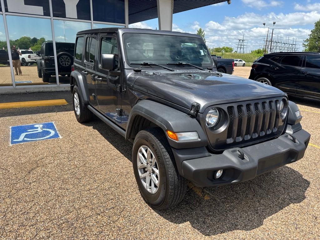2023 Jeep Wrangler Sport S's photo