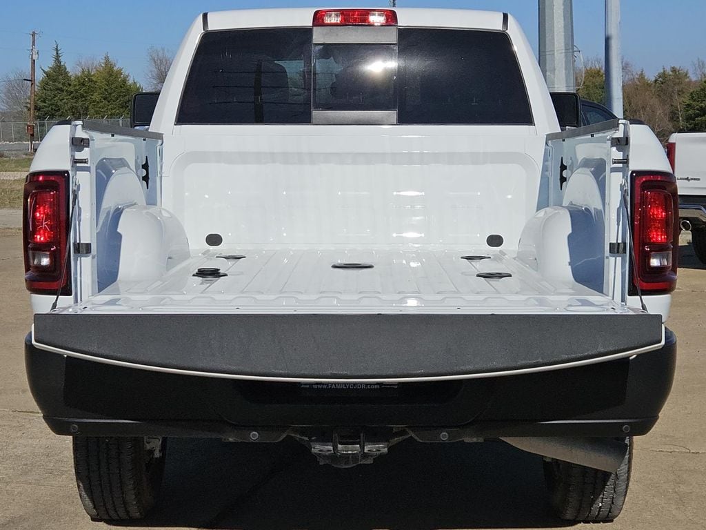 2025 RAM 2500 Tradesman - Photo 8