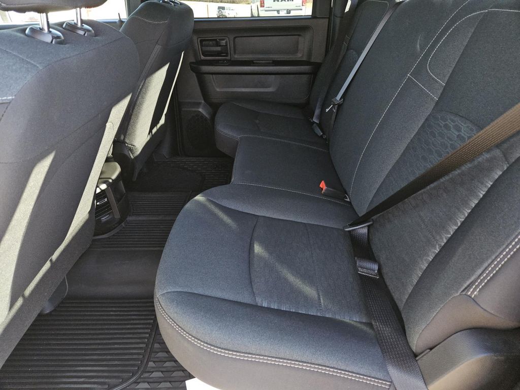 2025 RAM 2500 Tradesman - Photo 27