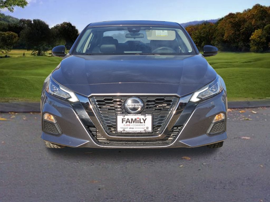 Used 2022 Nissan Altima 2.0 SR Sedan
