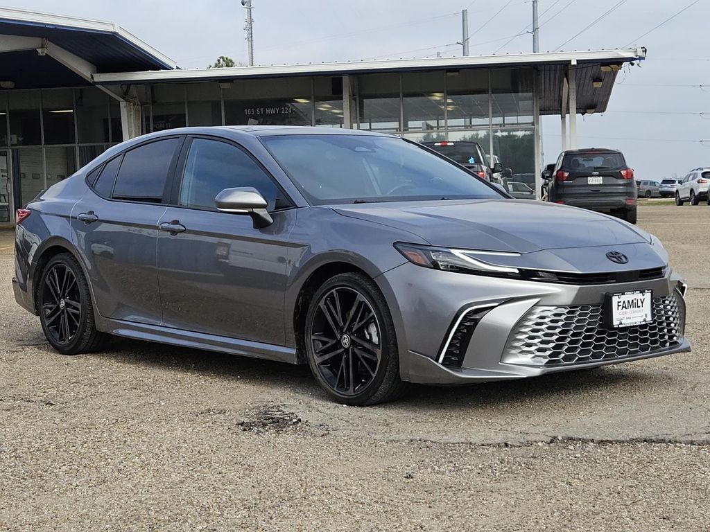 2025 Toyota Camry XSE's photo