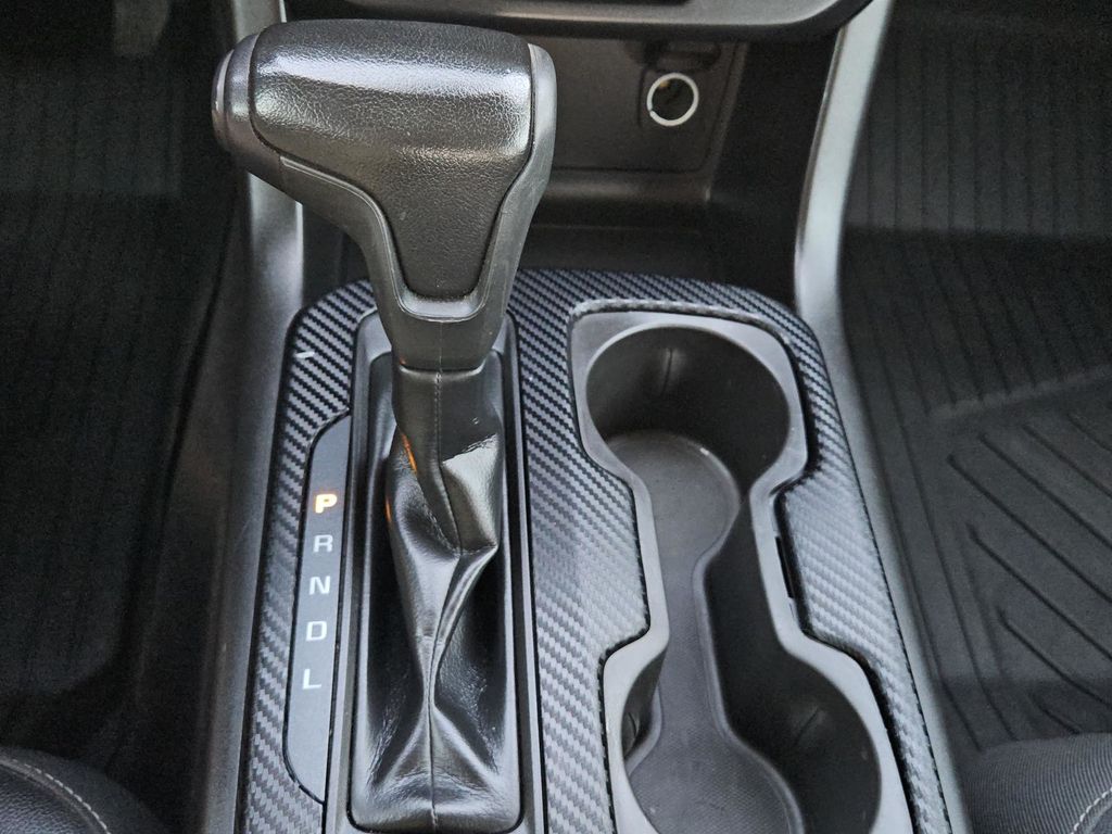 2019 Chevrolet Colorado ZR2 - Photo 15