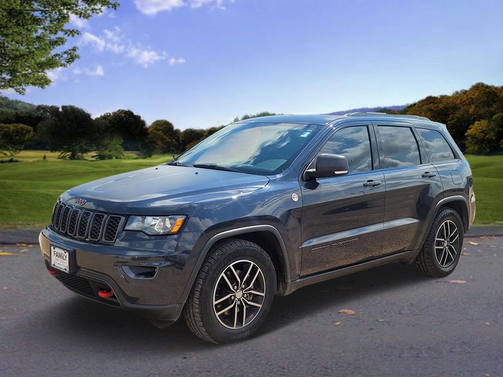 Used 2018 Jeep Grand Cherokee Trailhawk with VIN 1C4RJFLG5JC393901 for sale in Commerce, TX