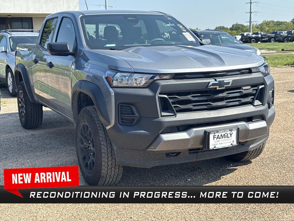 2024 Chevrolet Colorado Trail Boss's photo