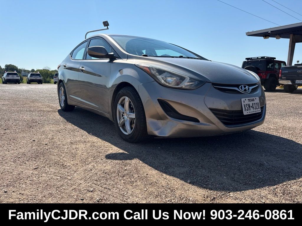 Used 2015 Hyundai Elantra SE