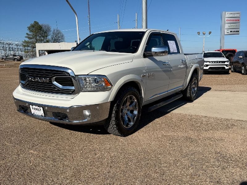 2017 RAM Ram 1500 Pickup Laramie Limited's photo