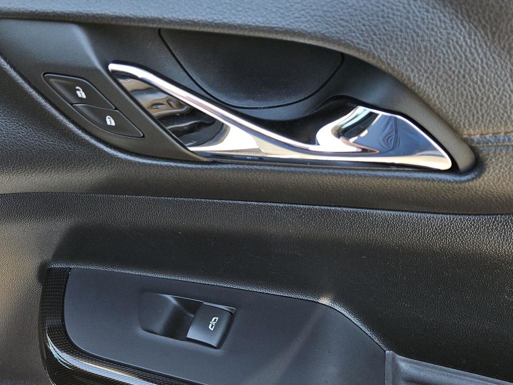 2022 GMC Acadia AT4 - Photo 34