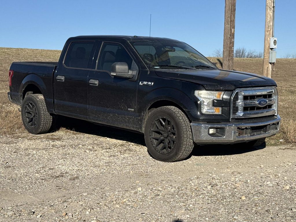 2015 Ford F-150 XLT's photo