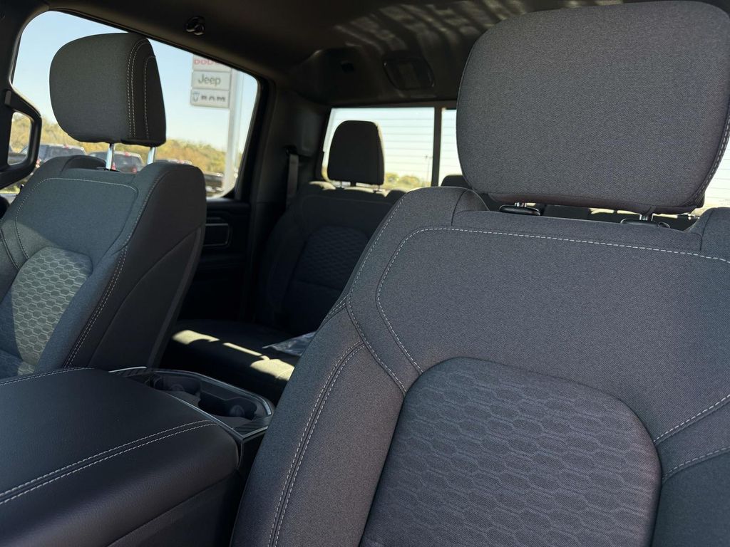 2026 RAM 1500 Big Horn/Lone Star - Photo 18