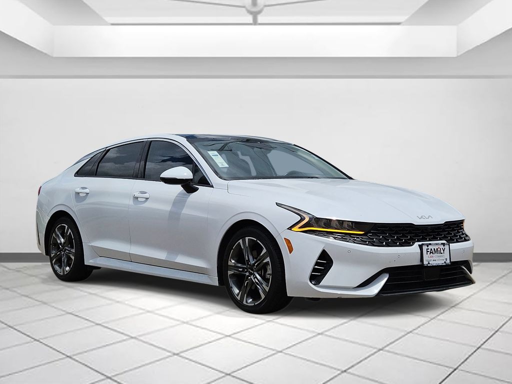 2022 Kia Optima EX FWD's photo