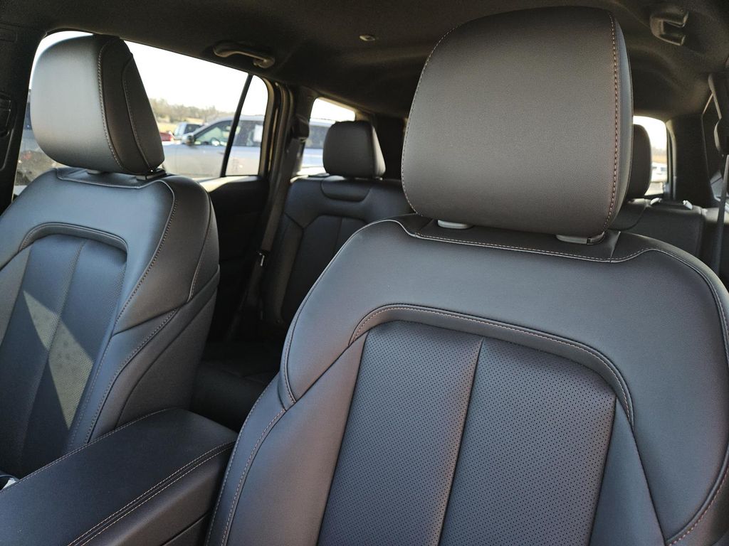 2026 Jeep Cherokee Limited - Photo 24