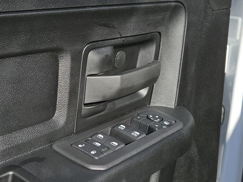 2025 RAM 2500 Tradesman - Photo 26