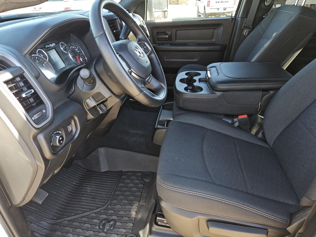2025 RAM 2500 Tradesman - Photo 23