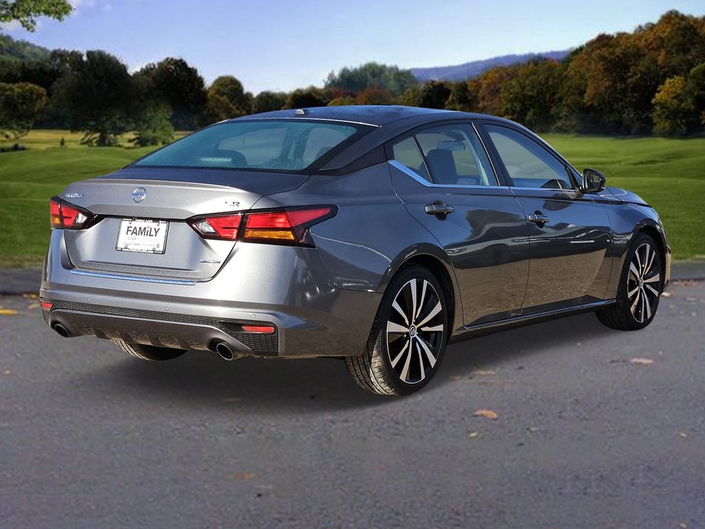 Used 2022 Nissan Altima 2.0 SR Sedan