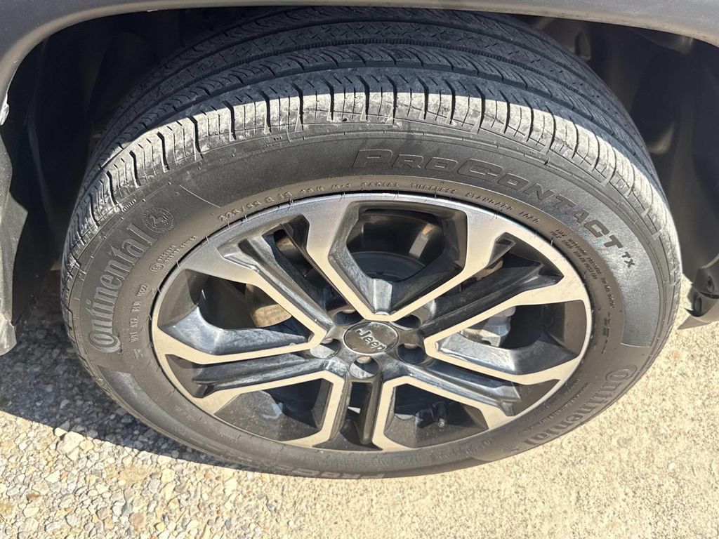 2022 Jeep Compass Limited photo 3