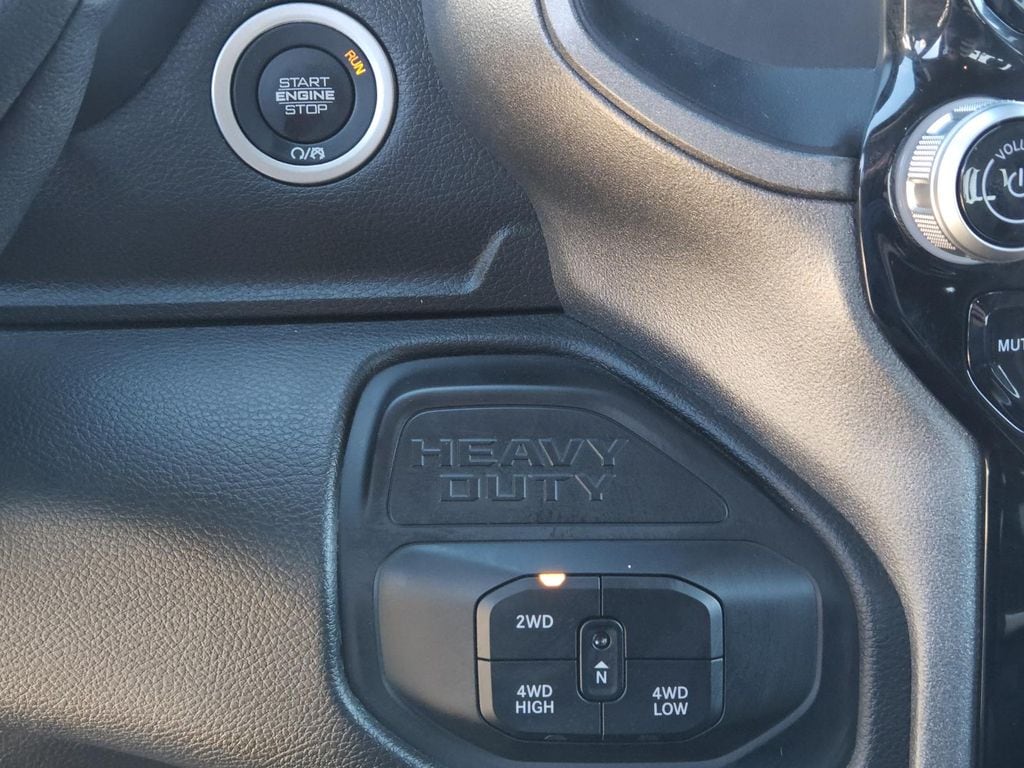 2025 RAM 2500 Tradesman - Photo 17
