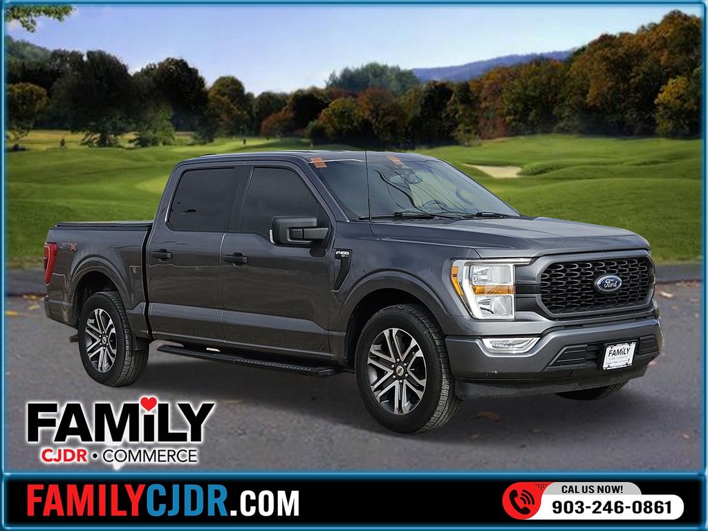 2022 Ford F-150 XL's photo