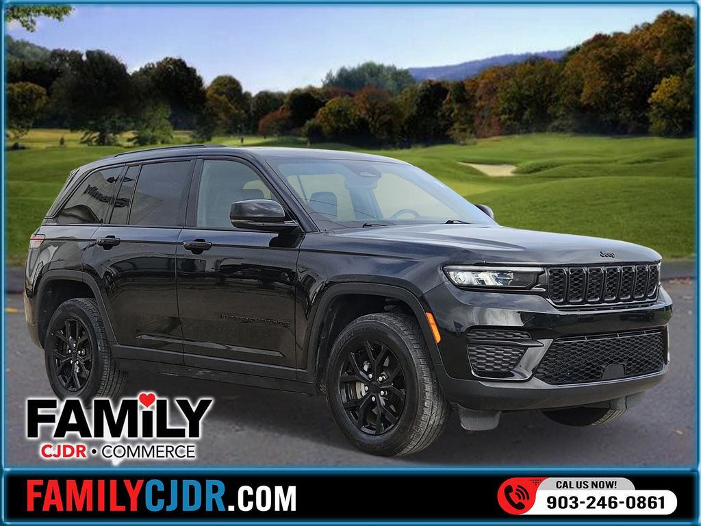 2024 Jeep Grand Cherokee Altitude 4x4's photo